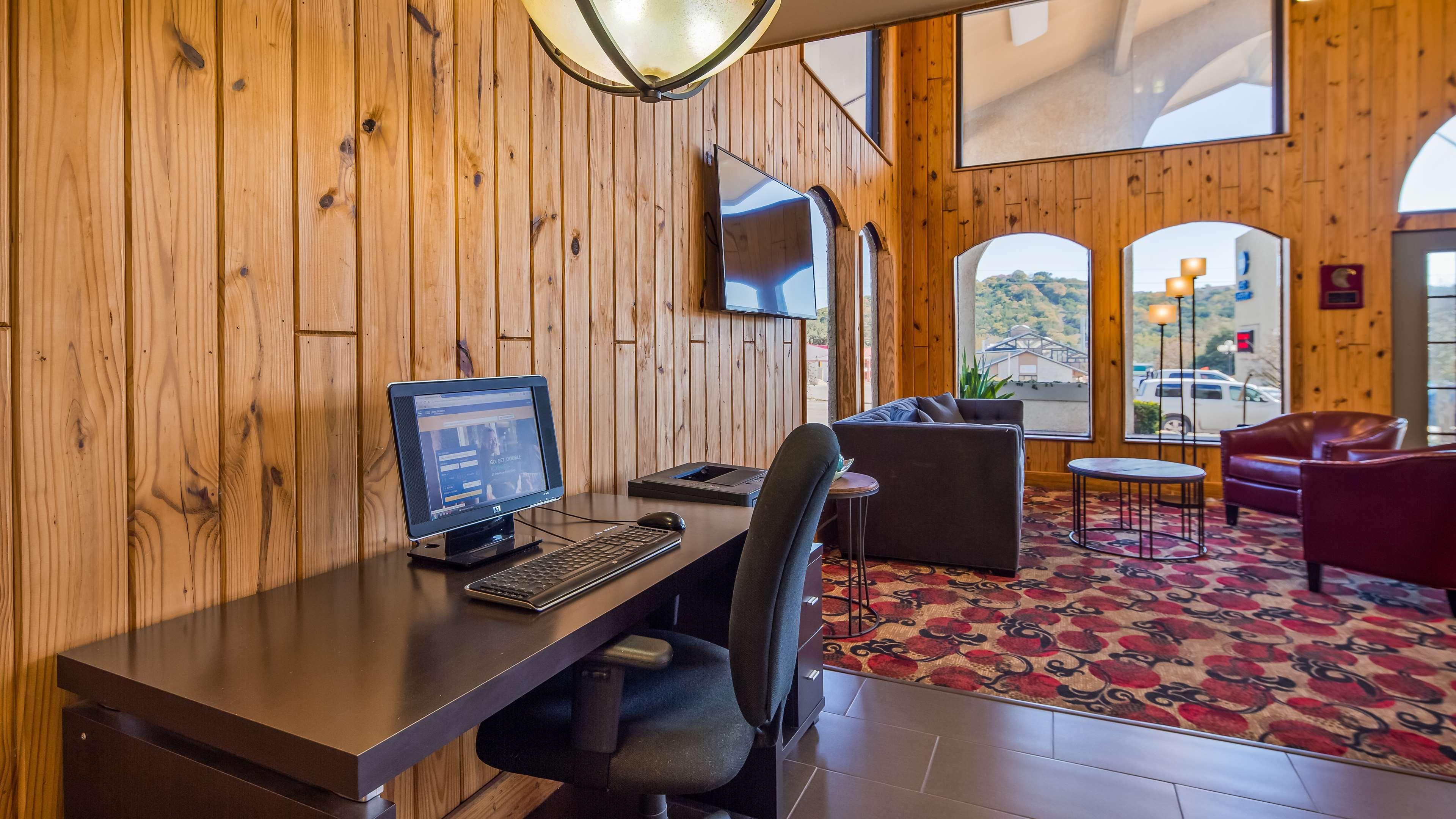 Best Western Sunday House Inn Кервилл Экстерьер фото